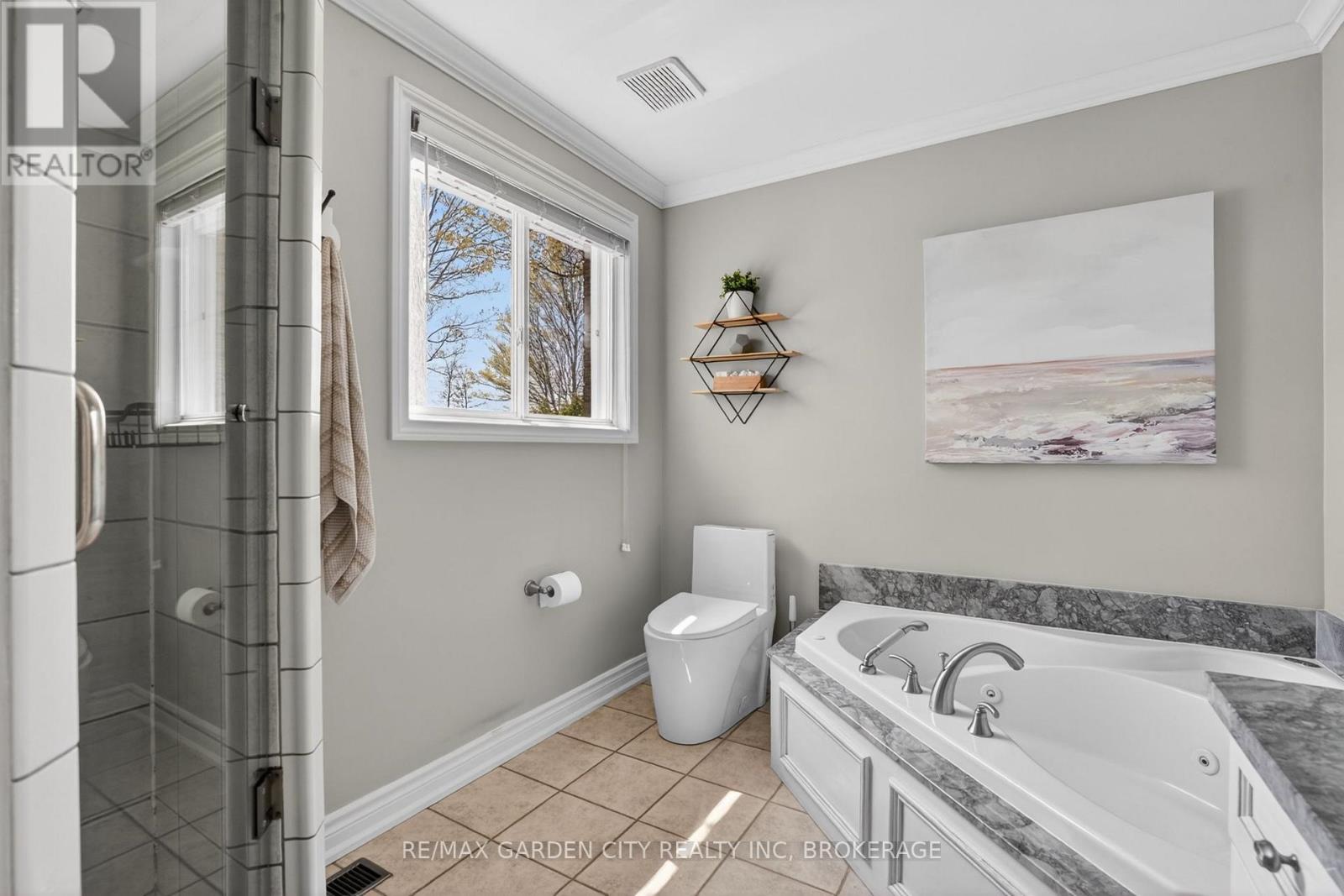 734 Brigadoon Drive, Hamilton, Ontario  L9C 7S2 - Photo 24 - X13784212