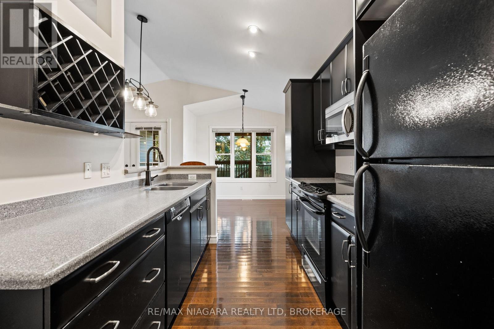 5671 Highland Avenue, Niagara Falls, Ontario  L2G 4X2 - Photo 17 - X13784292