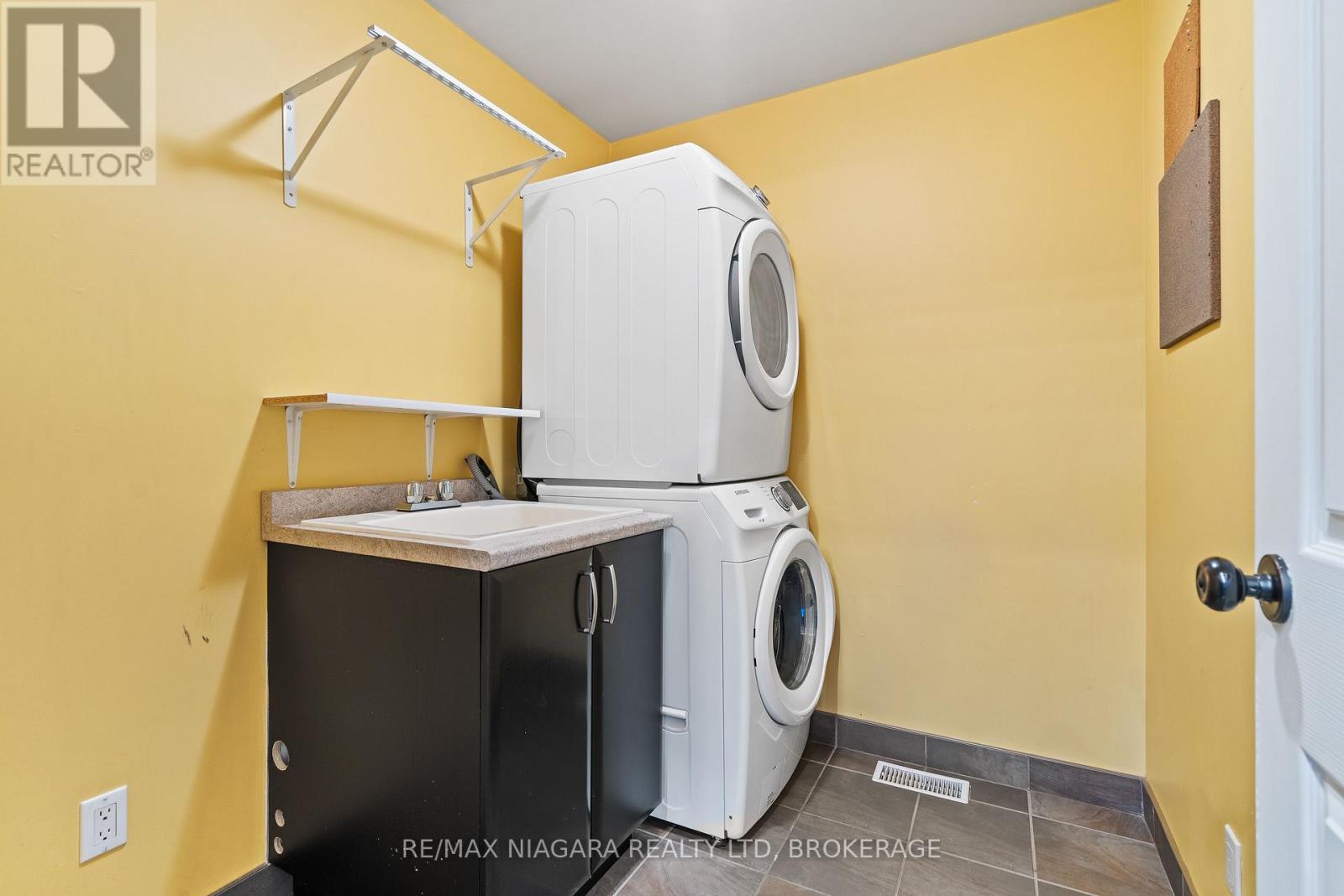 5671 Highland Avenue, Niagara Falls, Ontario  L2G 4X2 - Photo 18 - X13784292