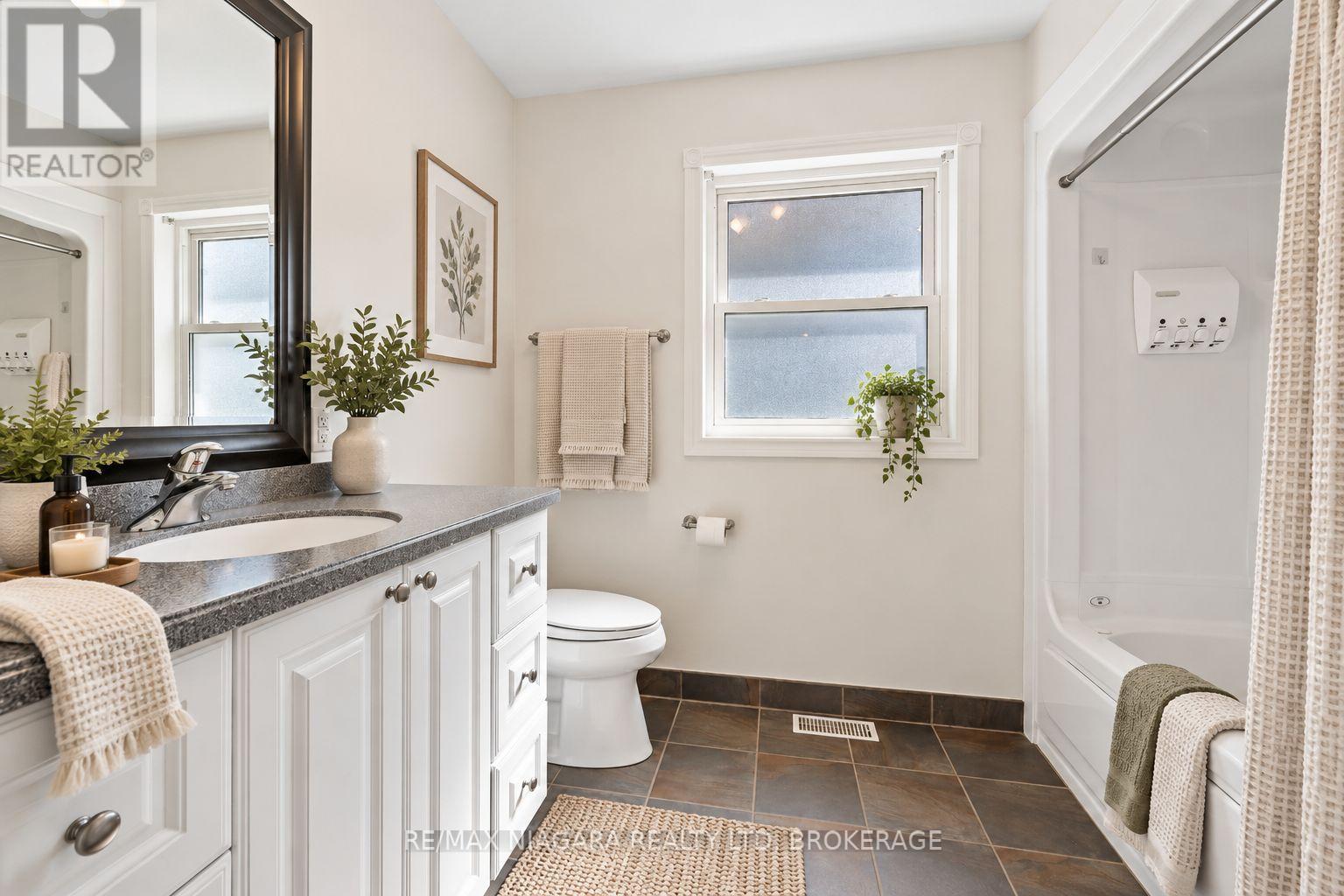 5671 Highland Avenue, Niagara Falls, Ontario  L2G 4X2 - Photo 24 - X13784292
