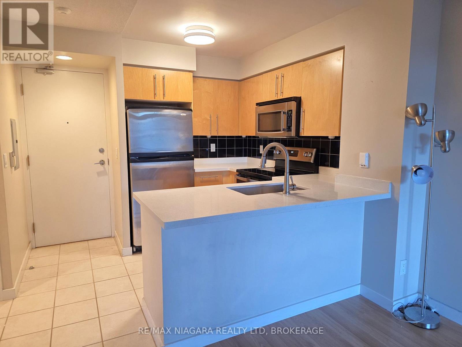 619 - 219 Fort York Boulevard, Toronto, Ontario  M5V 1B1 - Photo 3 - C13784908
