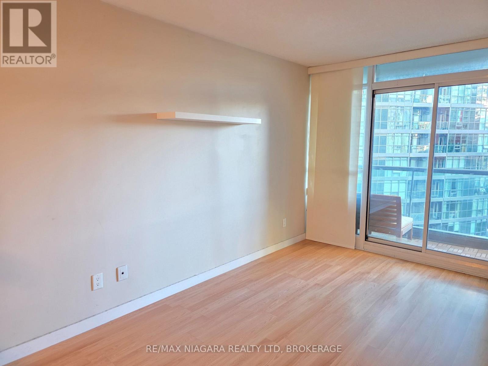 619 - 219 Fort York Boulevard, Toronto, Ontario  M5V 1B1 - Photo 6 - C13784908