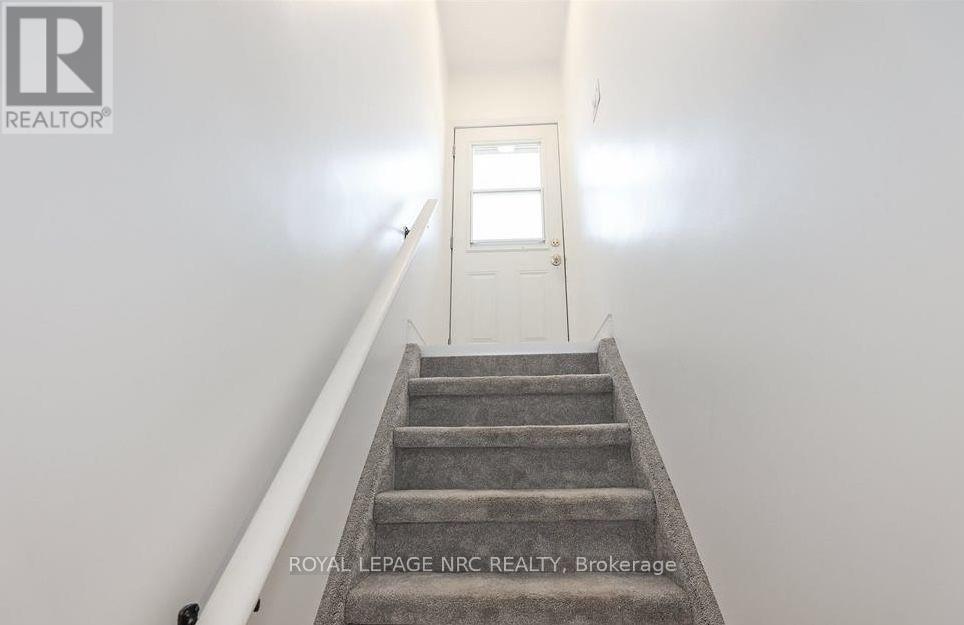 Lower - 125 Meredith Drive, St. Catharines, Ontario  L2M 6C5 - Photo 2 - X13785218