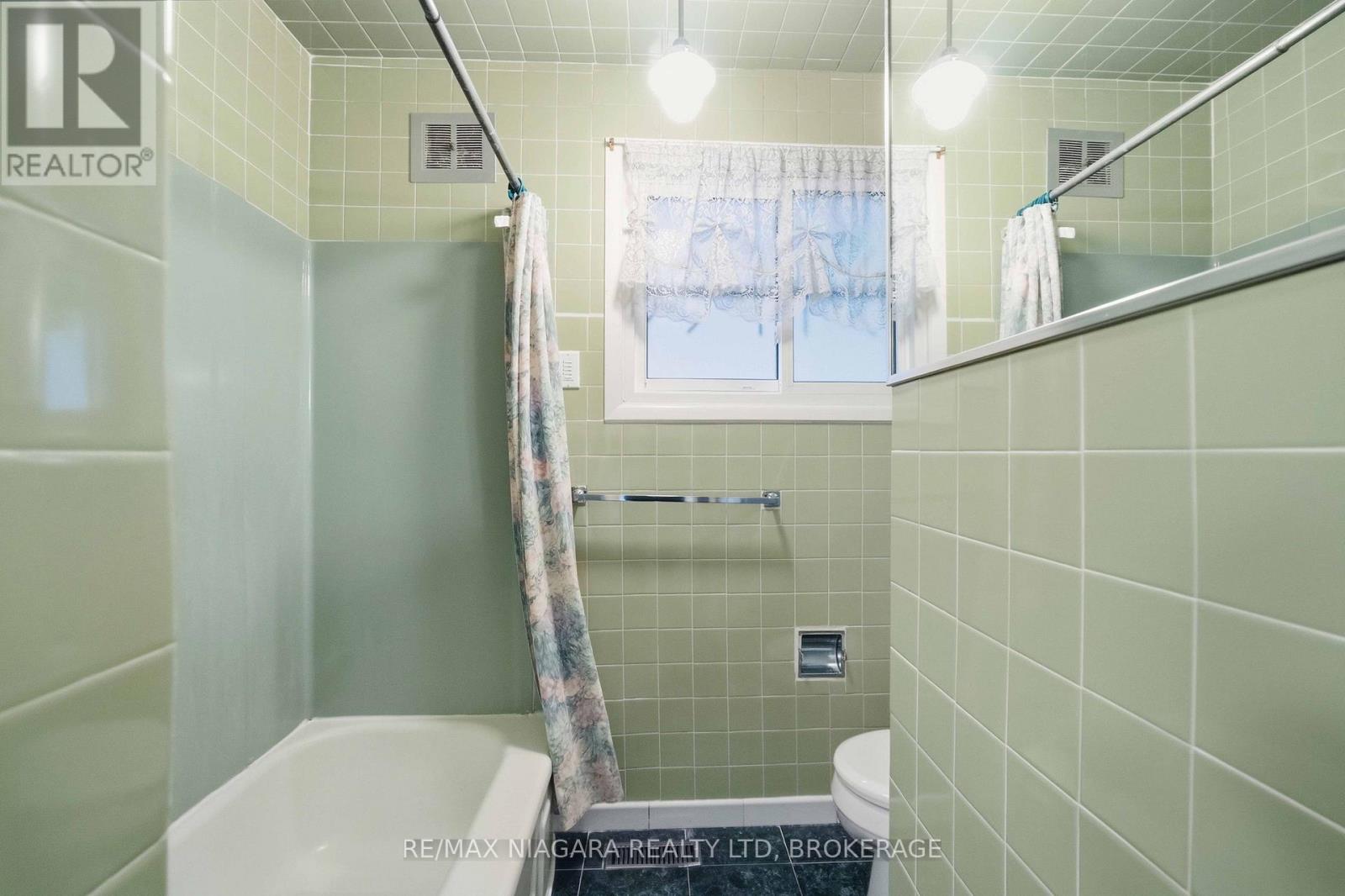 150 Woodside Drive, St. Catharines, Ontario  L2T 1X2 - Photo 20 - X13785436