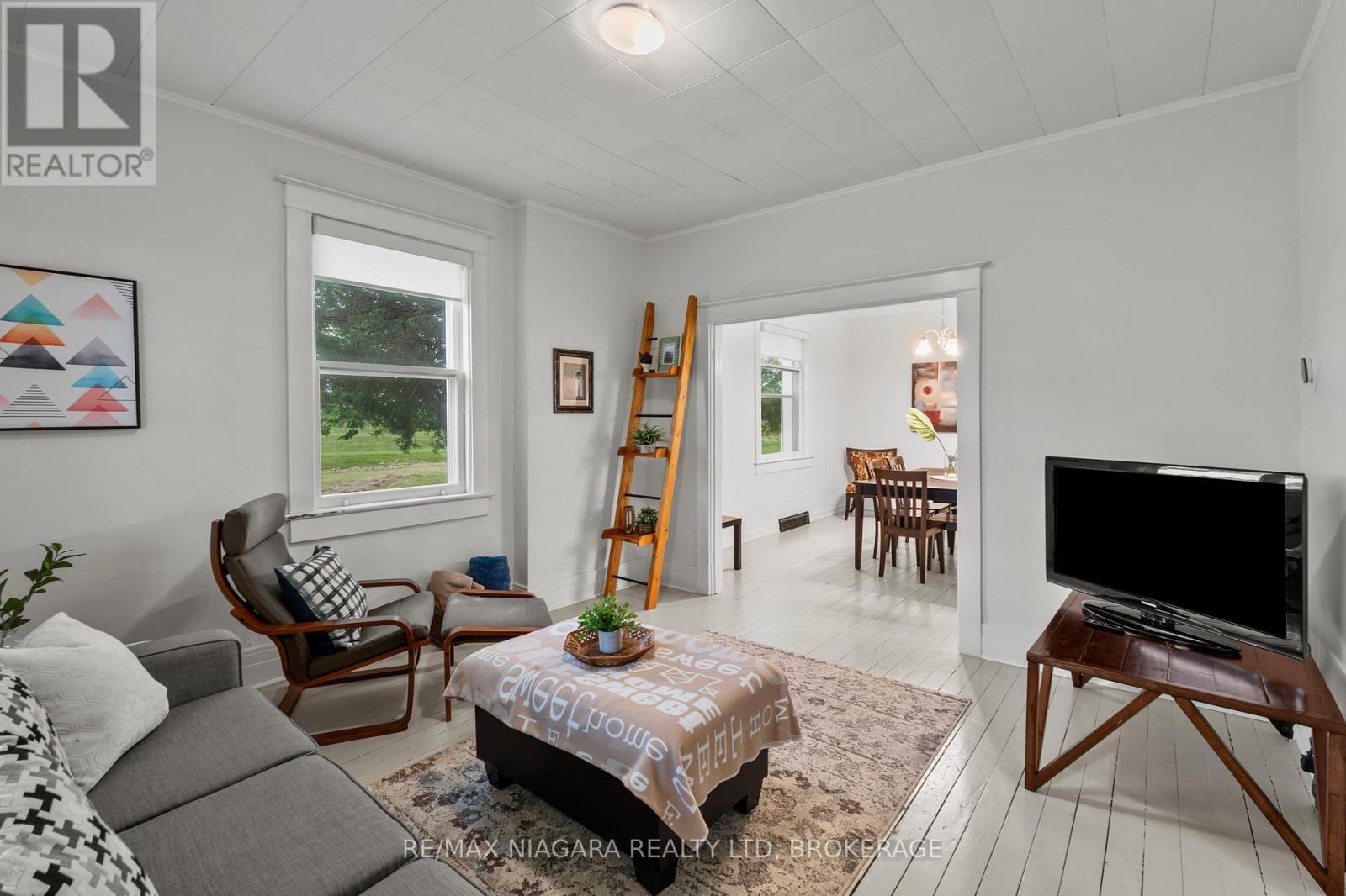 1068 Niagara Stone Road, Niagara-On-The-Lake, Ontario  L0S 1J0 - Photo 14 - X13786646