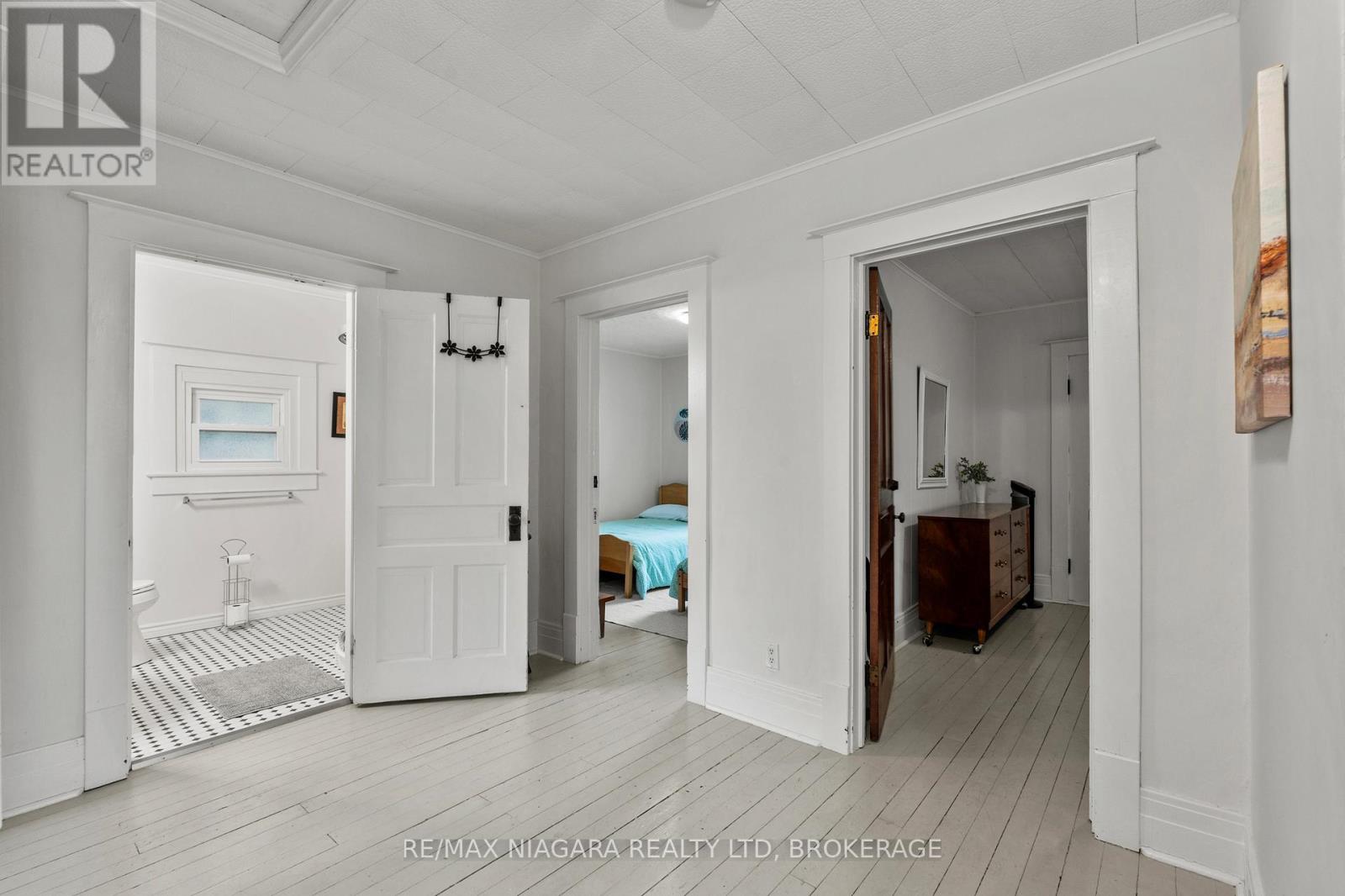 1068 Niagara Stone Road, Niagara-On-The-Lake, Ontario  L0S 1J0 - Photo 20 - X13786646