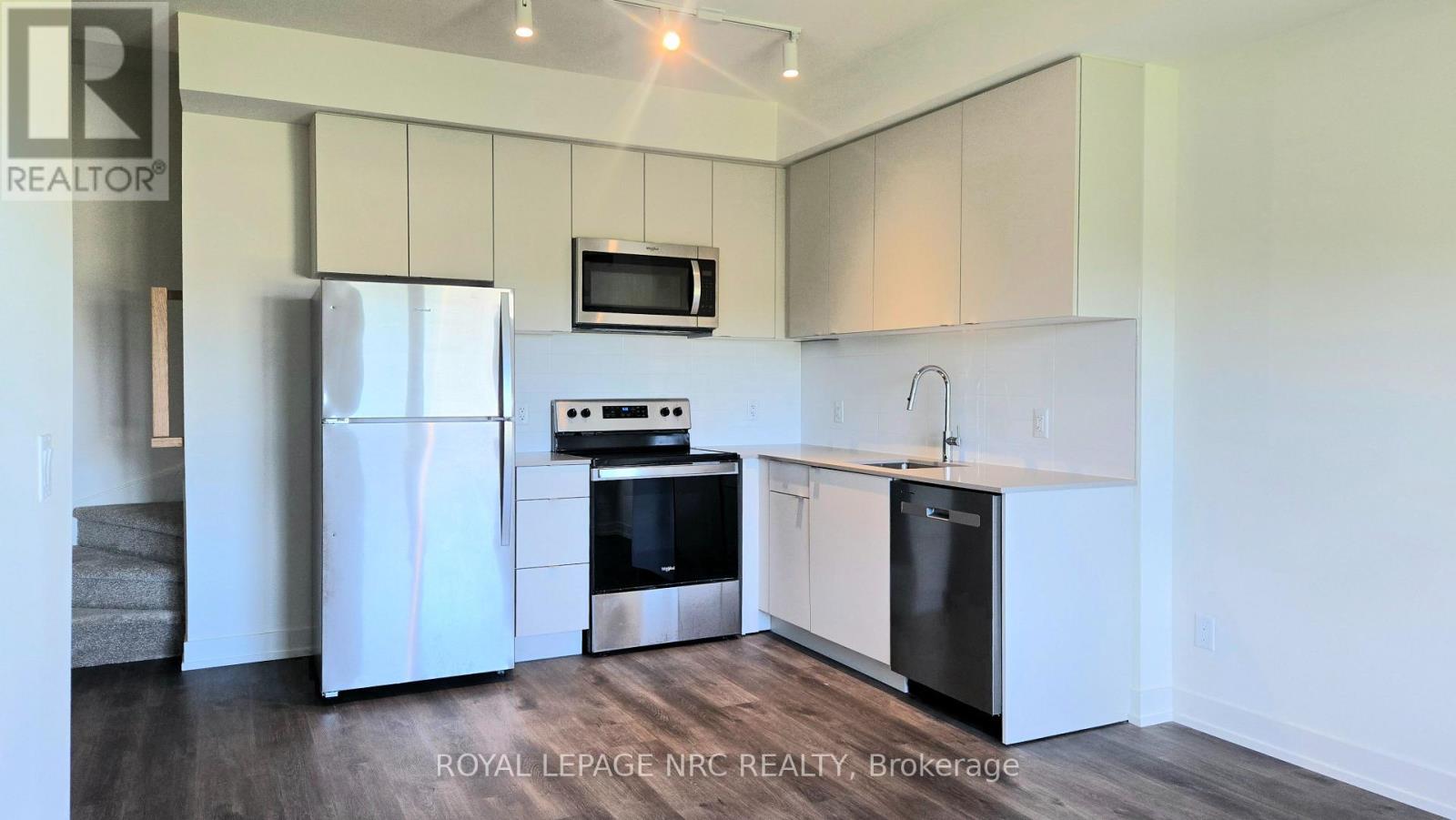 305b - 16 Melbourne Avenue, St. Catharines, Ontario  L2P 3J8 - Photo 5 - X13786764