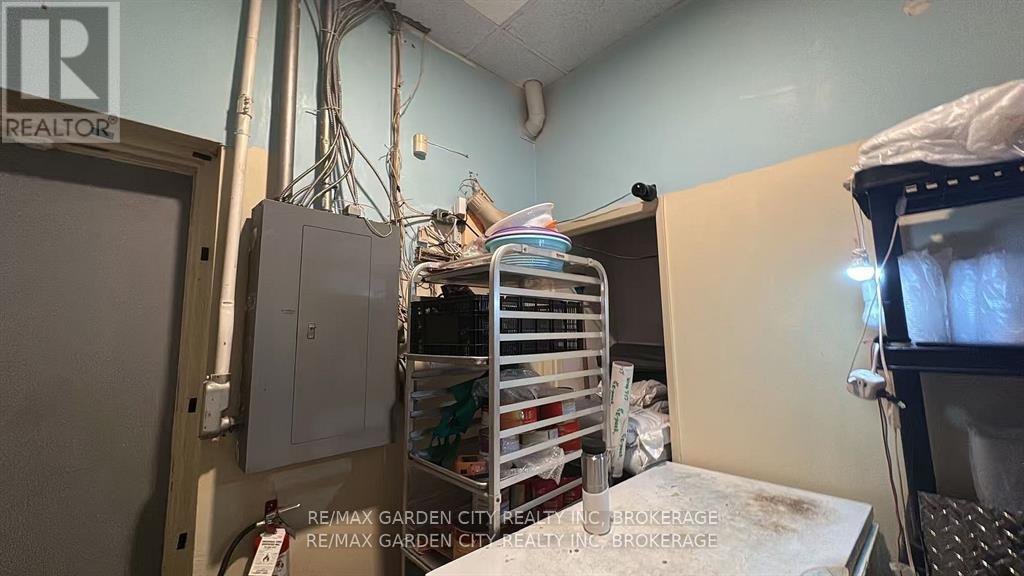 7 - 100 Fourth Avenue, St. Catharines, Ontario  L2S 3Z5 - Photo 10 - X13787008
