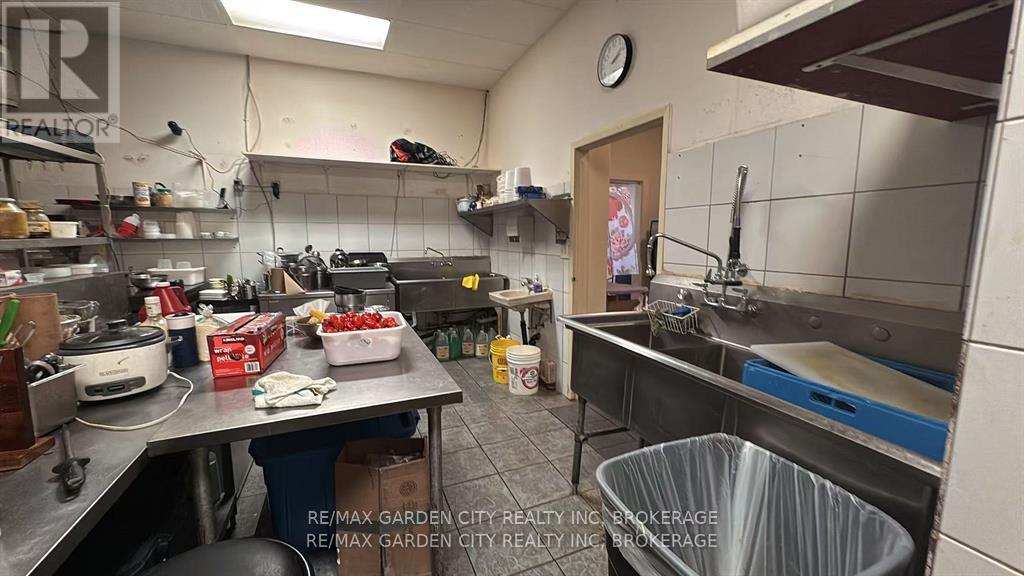 7 - 100 Fourth Avenue, St. Catharines, Ontario  L2S 3Z5 - Photo 12 - X13787008