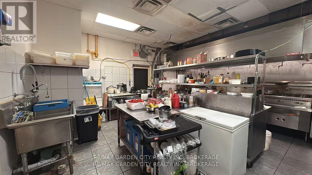 7 - 100 Fourth Avenue, St. Catharines, Ontario  L2S 3Z5 - Photo 16 - X13787008