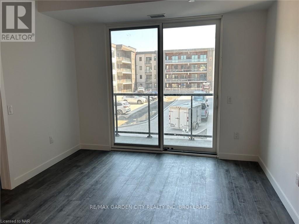 213 - 7549b Kalar Road, Niagara Falls, Ontario  L2H 0X2 - Photo 10 - X13787134