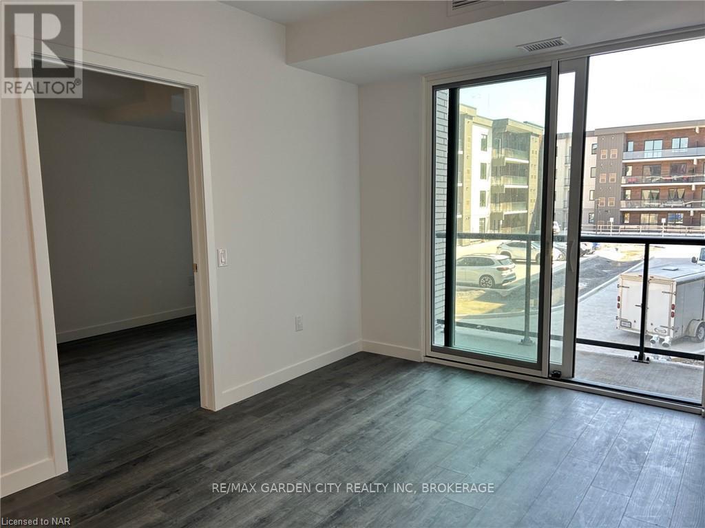 213 - 7549b Kalar Road, Niagara Falls, Ontario  L2H 0X2 - Photo 11 - X13787134