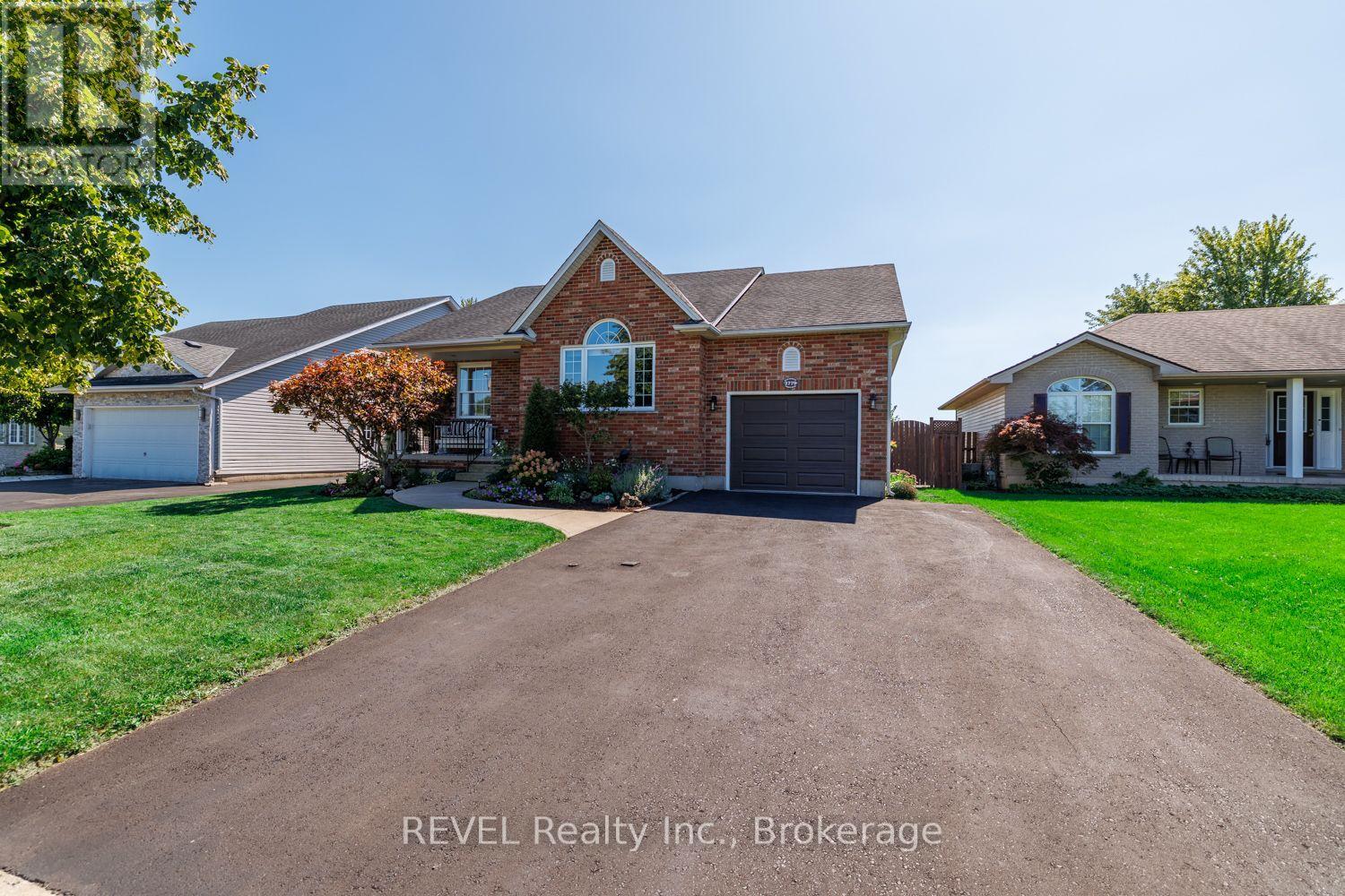 2779 Baker Road, Fort Erie, Ontario  L0S 1S0 - Photo 2 - X13787428