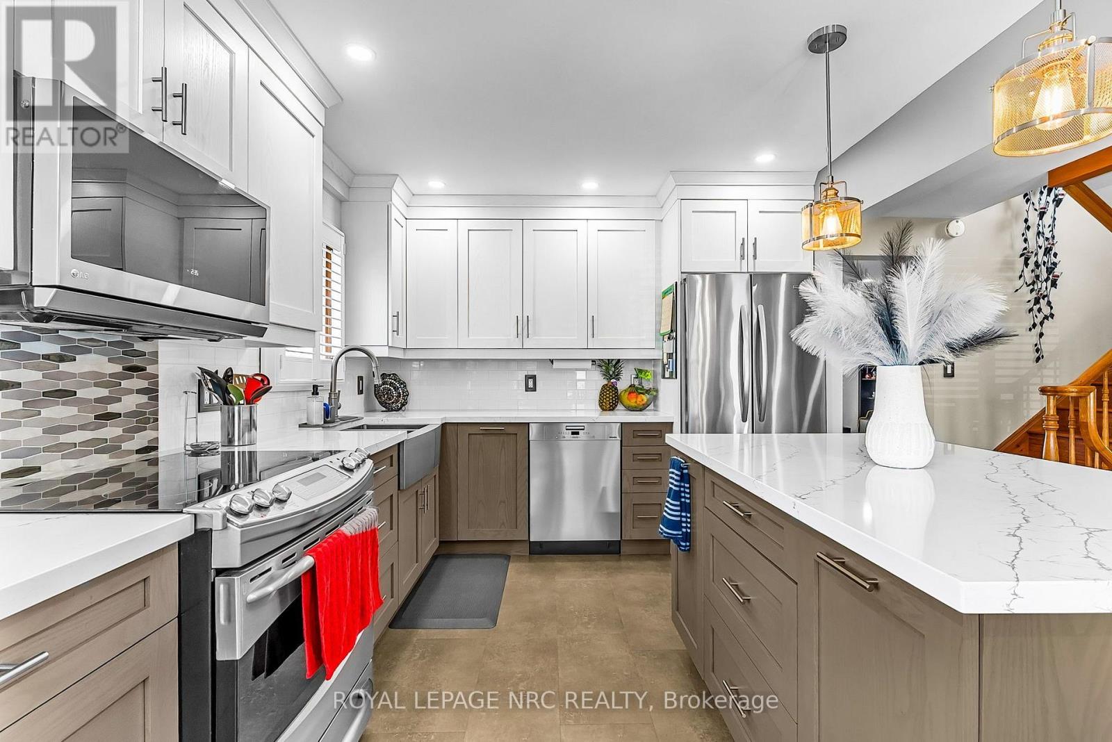 77 St. Augustine Drive, St. Catharines, Ontario  L2P 3V7 - Photo 5 - X13787748