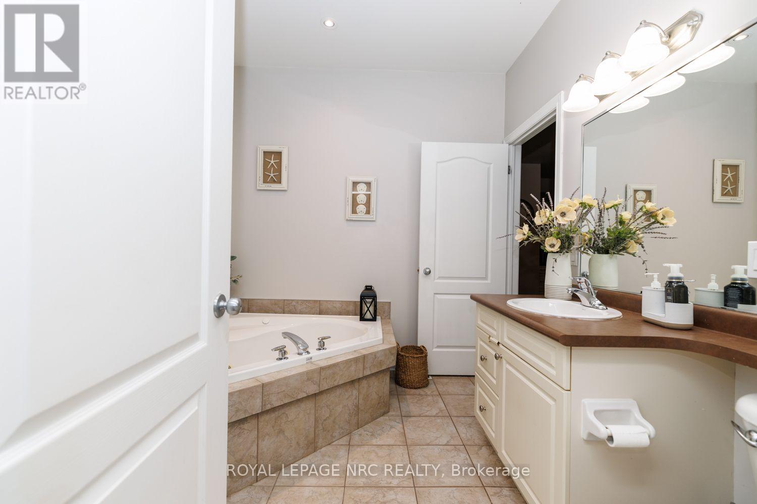 9 - 8142 Costabile Drive, Niagara Falls, Ontario  L2H 3M3 - Photo 18 - X13788714