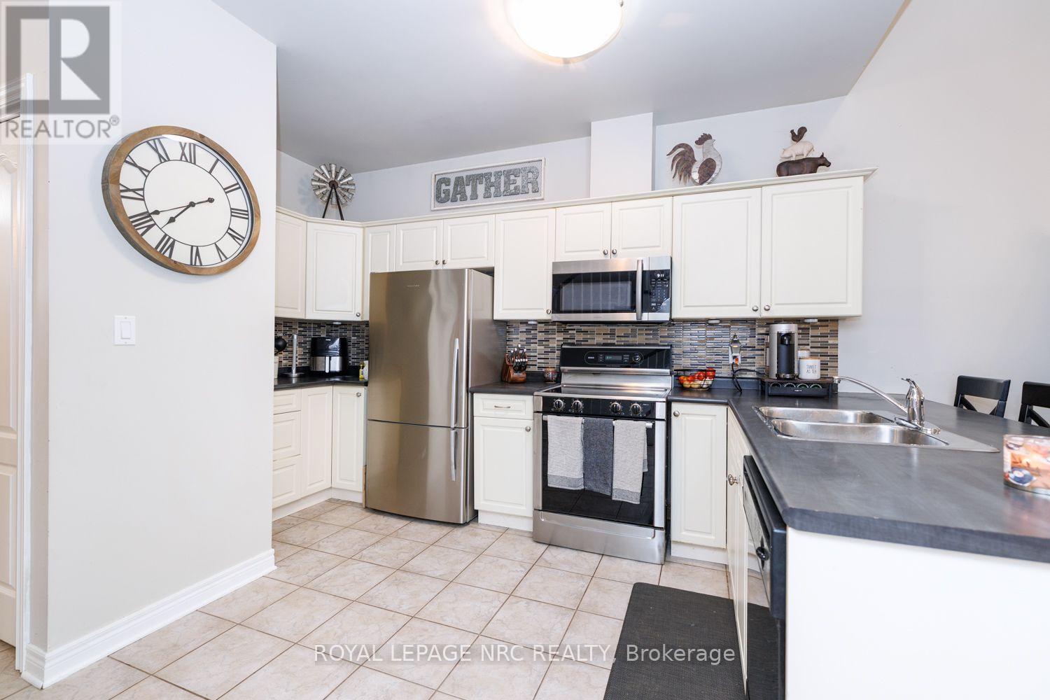 9 - 8142 Costabile Drive, Niagara Falls, Ontario  L2H 3M3 - Photo 8 - X13788714