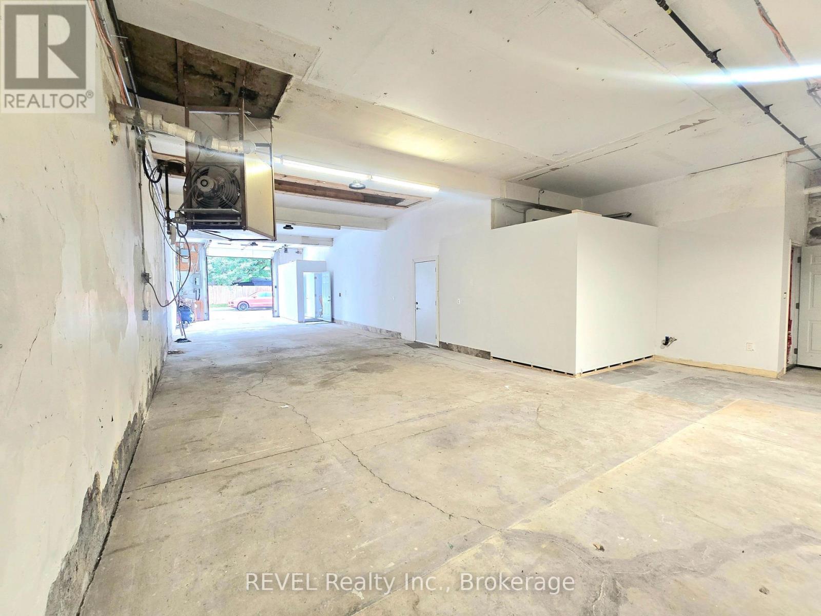 108 Duncan Street, Welland, Ontario  L3B 2E2 - Photo 14 - X13788808