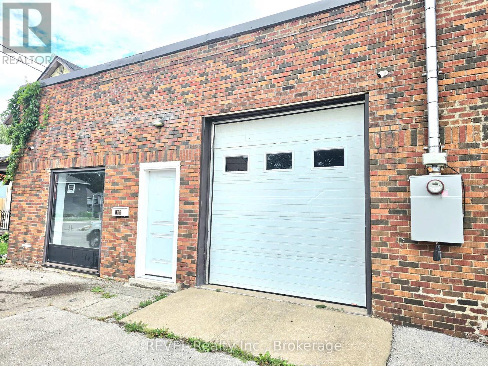 108 Duncan Street, Welland, Ontario  L3B 2E2 - Photo 3 - X13788808