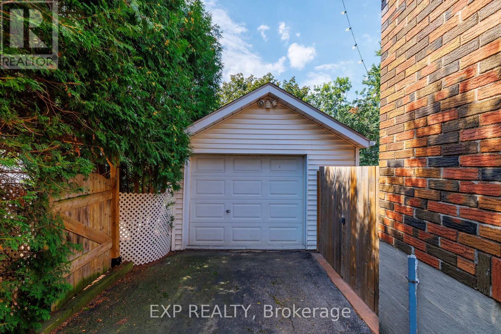 61 Marmora Street, St. Catharines, Ontario  L2P 3C2 - Photo 35 - X13788982