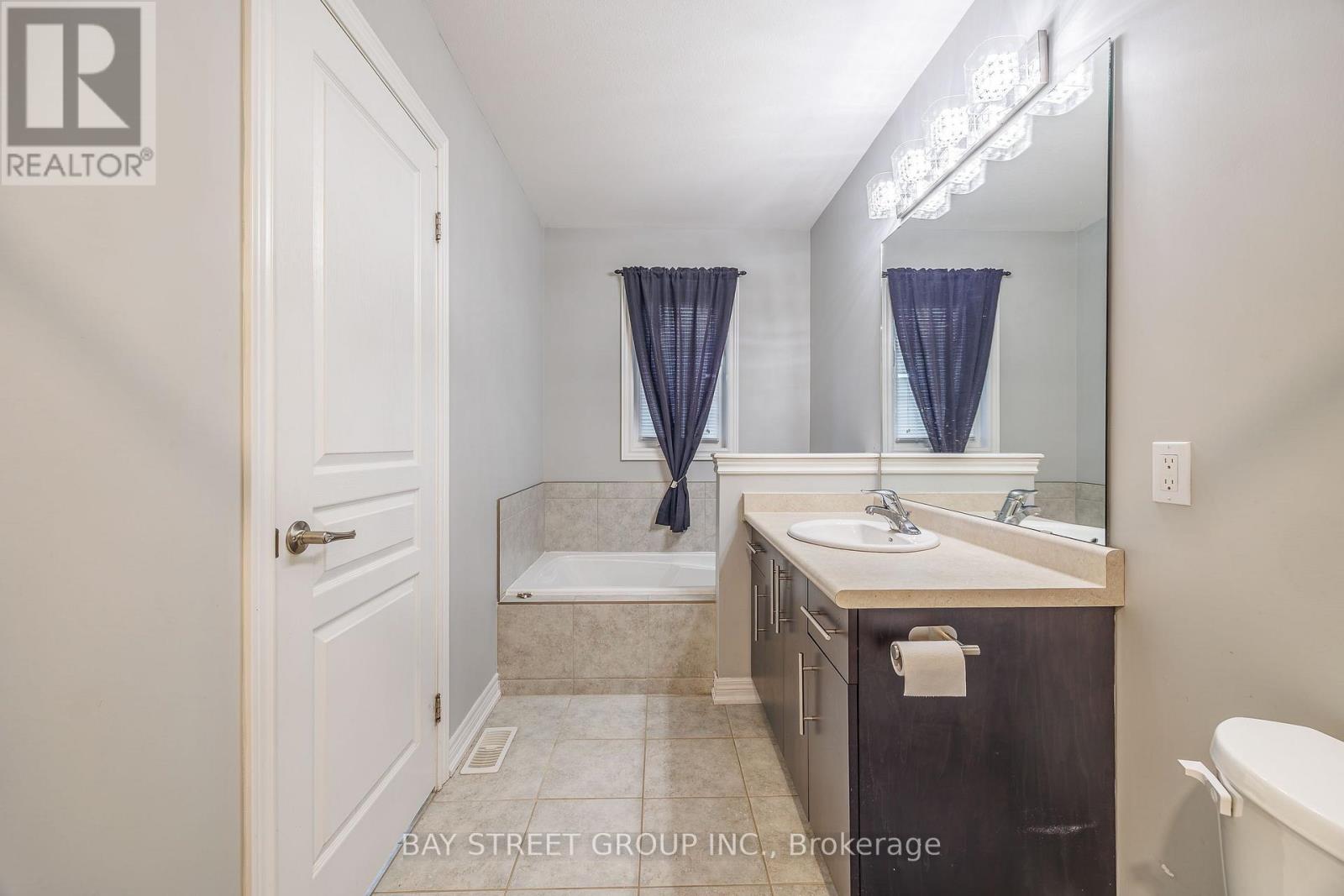 7752 Willey Street, Niagara Falls, Ontario  L2G 0H2 - Photo 19 - X13789228
