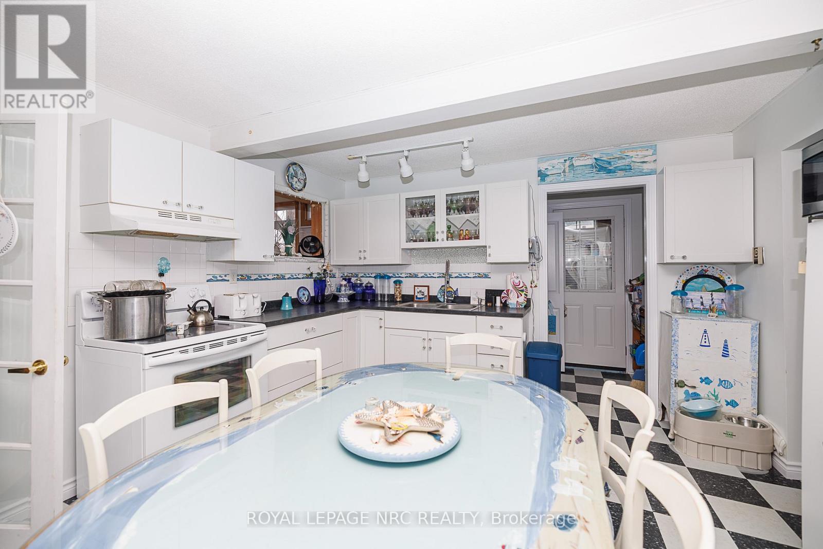 3840 Terrace Lane, Fort Erie, Ontario  L0S 1B0 - Photo 13 - X13789492