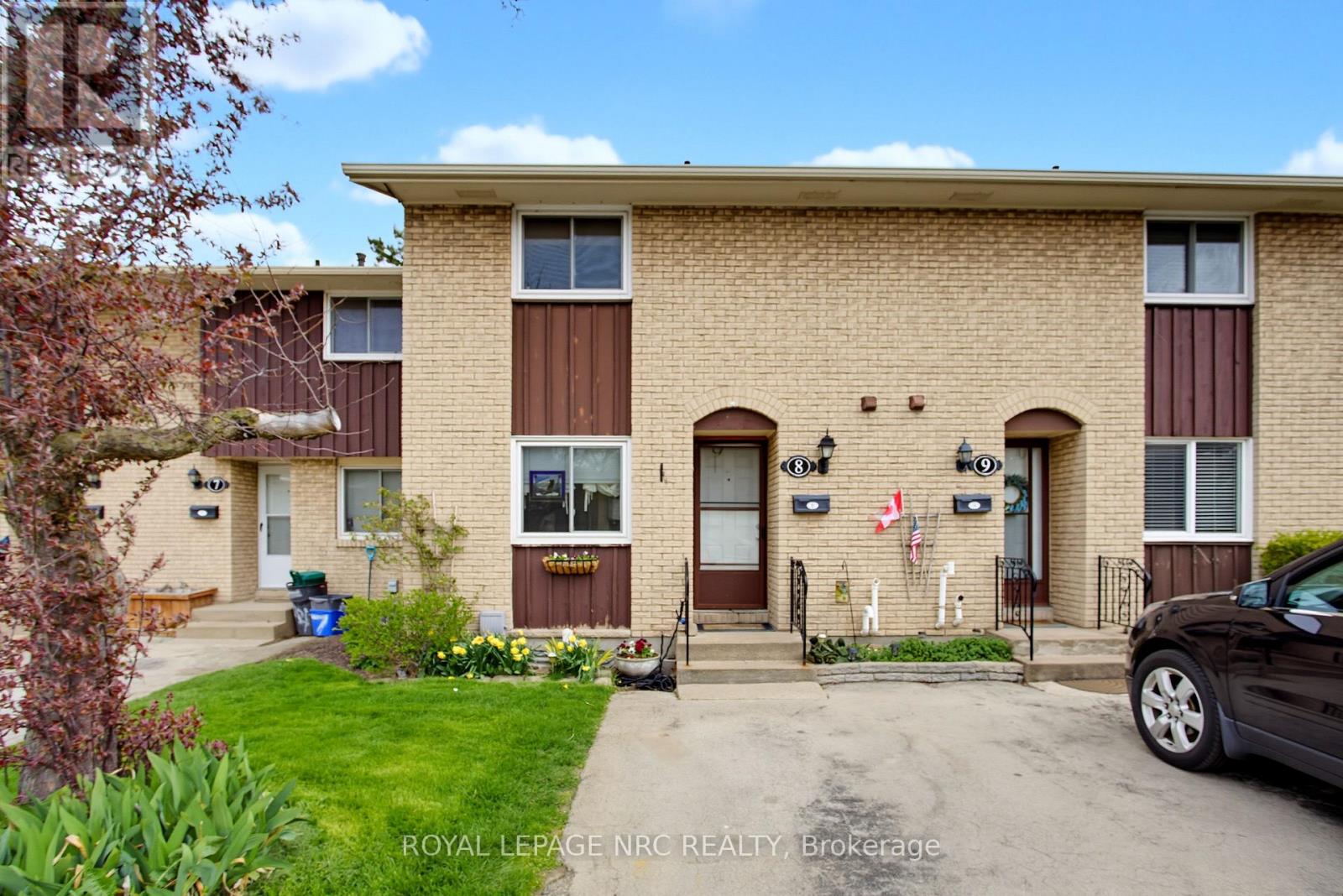 8 - 50 LAKESHORE ROAD, St. Catharines, Ontario