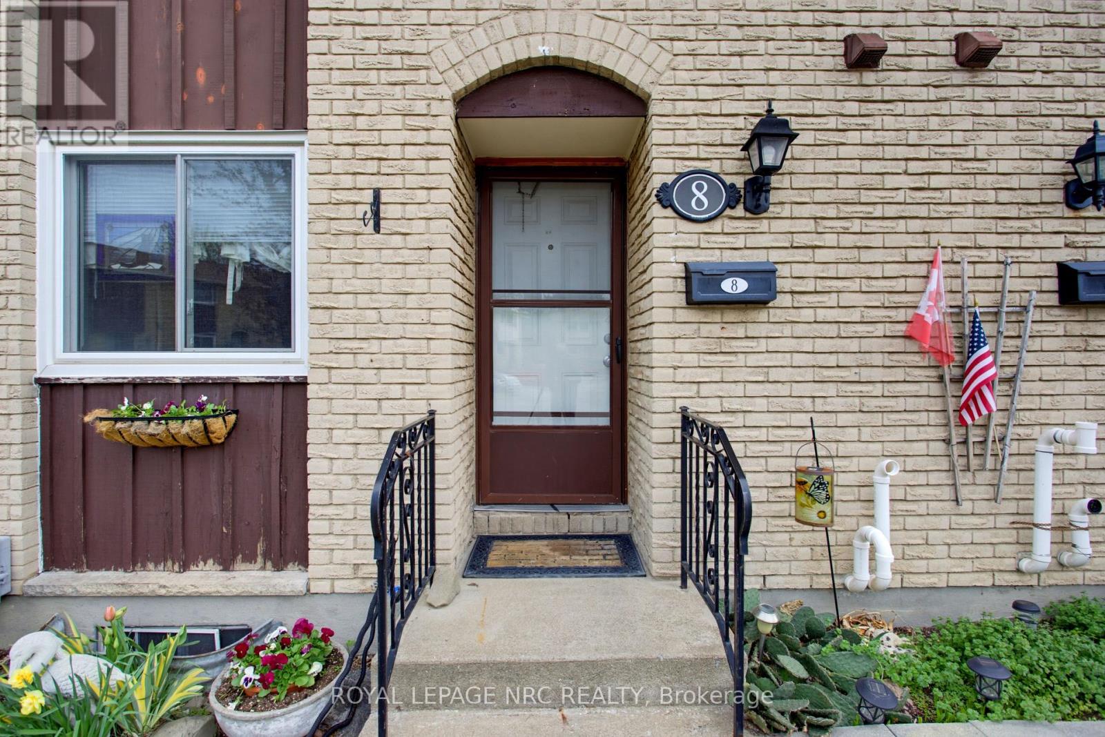 8 - 50 Lakeshore Road, St. Catharines, Ontario  L2N 6P8 - Photo 4 - X13789694