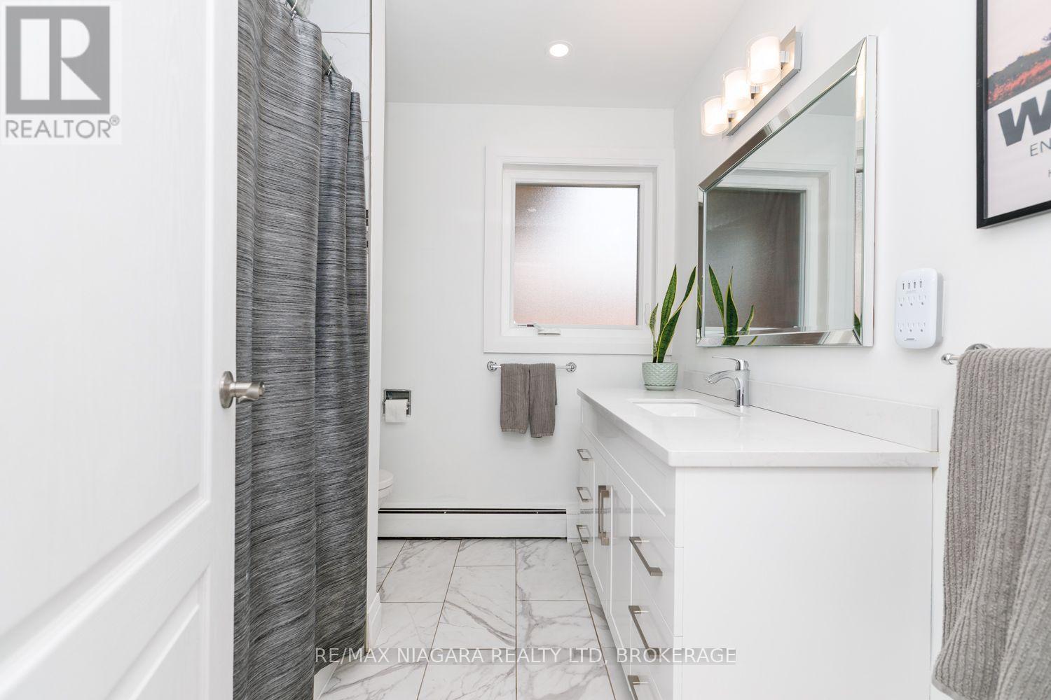 393 Wellington Street, Port Colborne, Ontario  L3K 2K5 - Photo 12 - X13790118