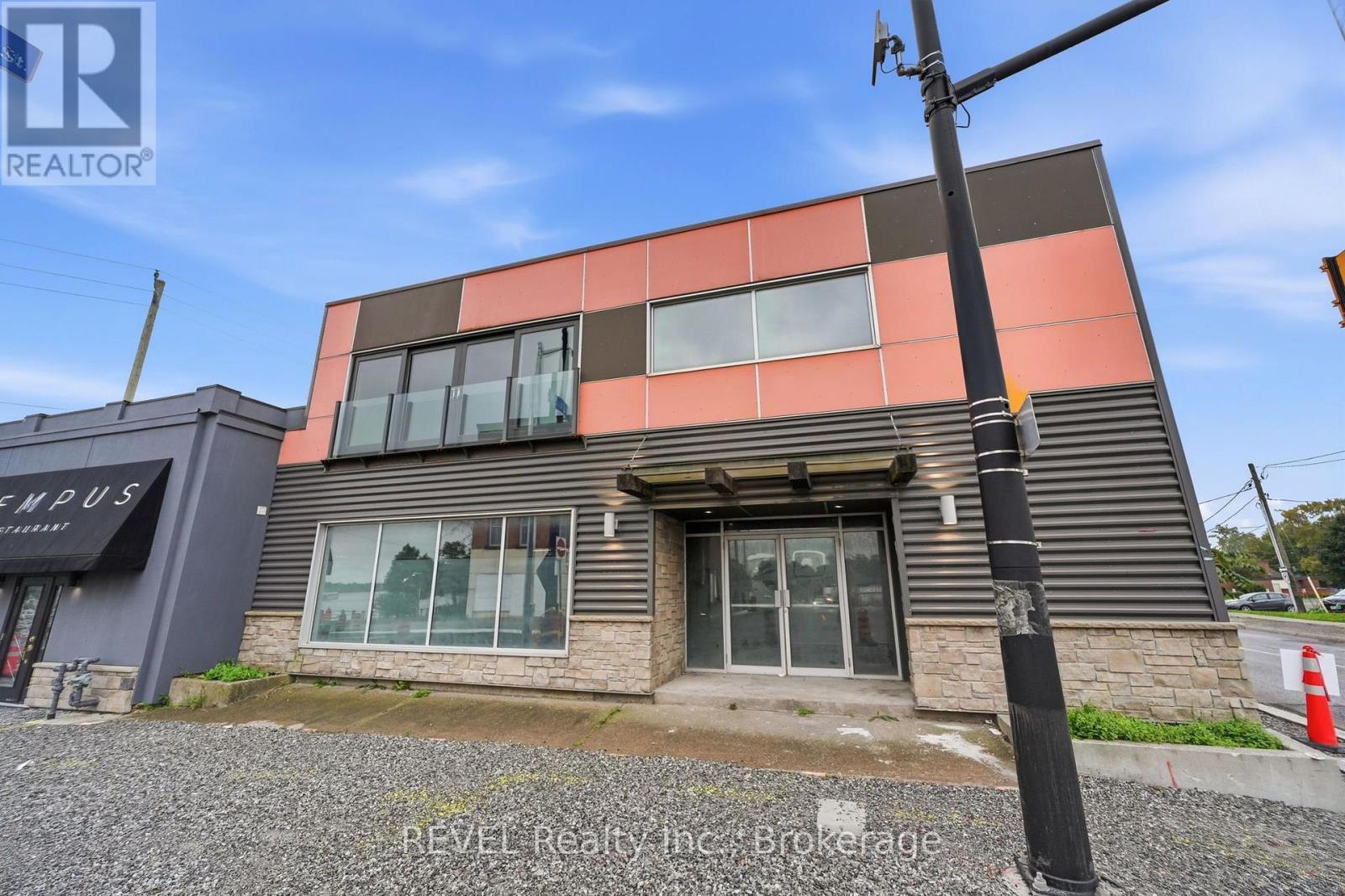 29-31 WEST MAIN STREET, Welland, Ontario