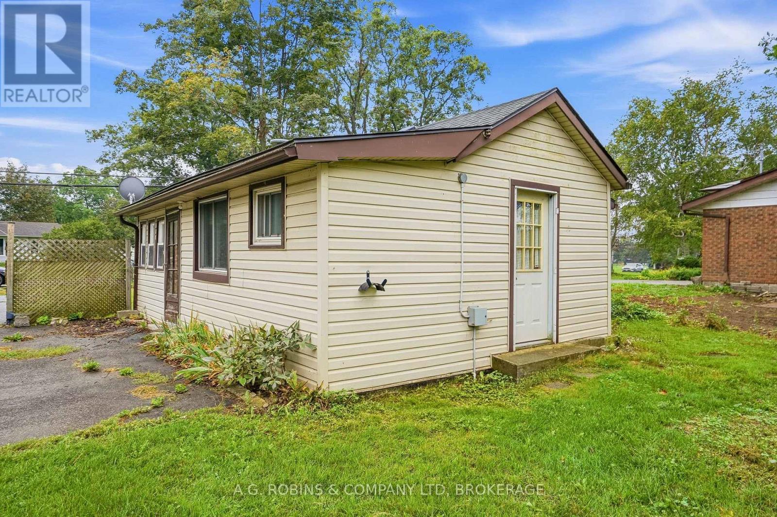 12040 Lakeshore Road, Wainfleet, Ontario  L0S 1V0 - Photo 15 - X13792234