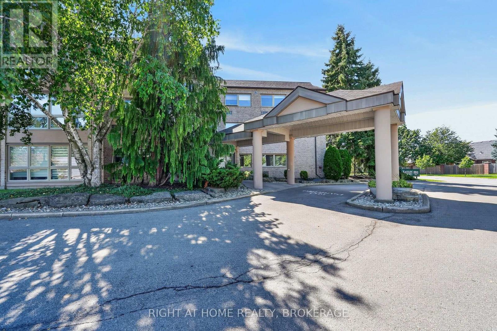 108 - 3364 Montrose Road, Niagara Falls, Ontario  L2H 0J8 - Photo 2 - X13792422