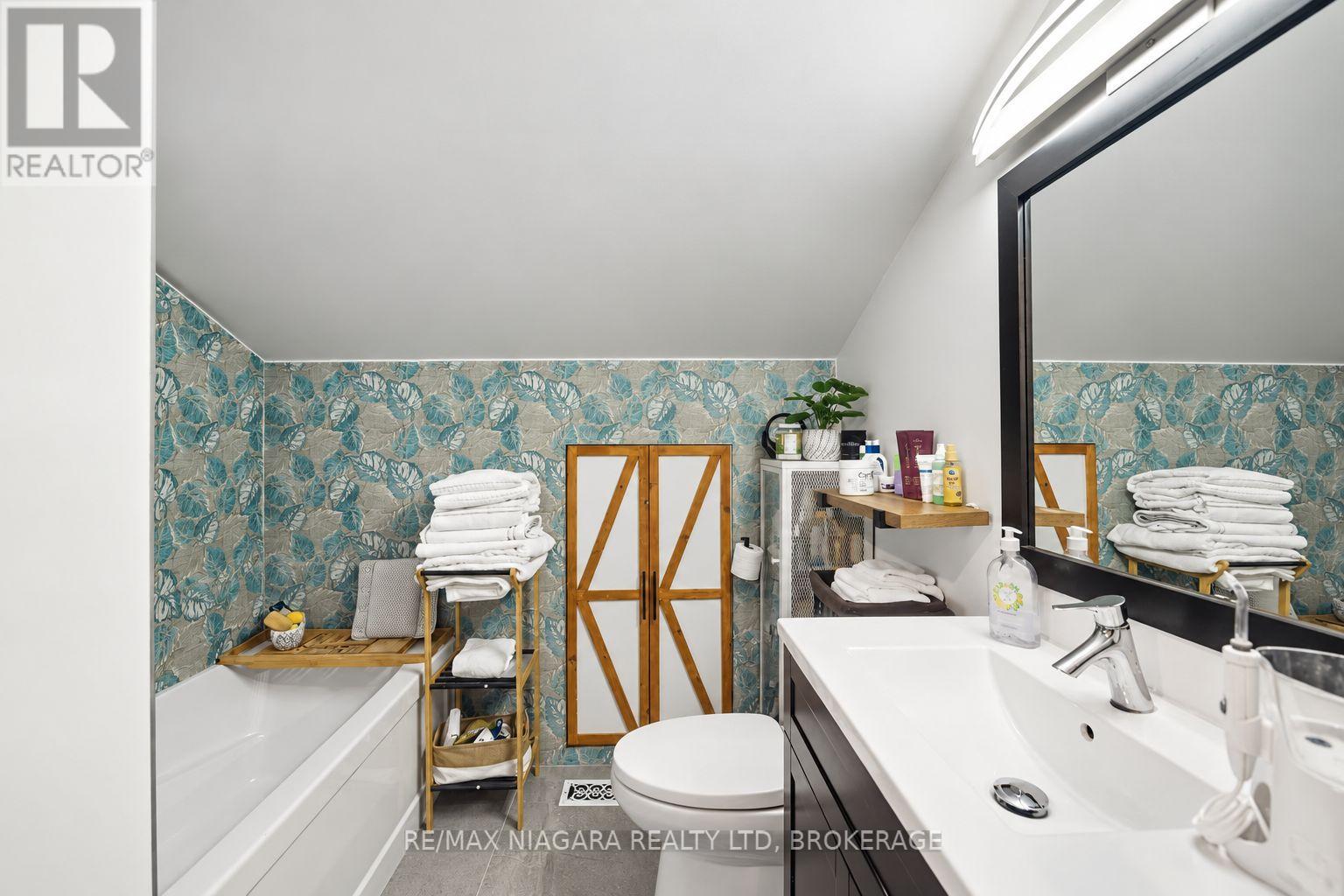 4291 Simcoe Street, Niagara Falls, Ontario  L2E 1T5 - Photo 42 - X13793358