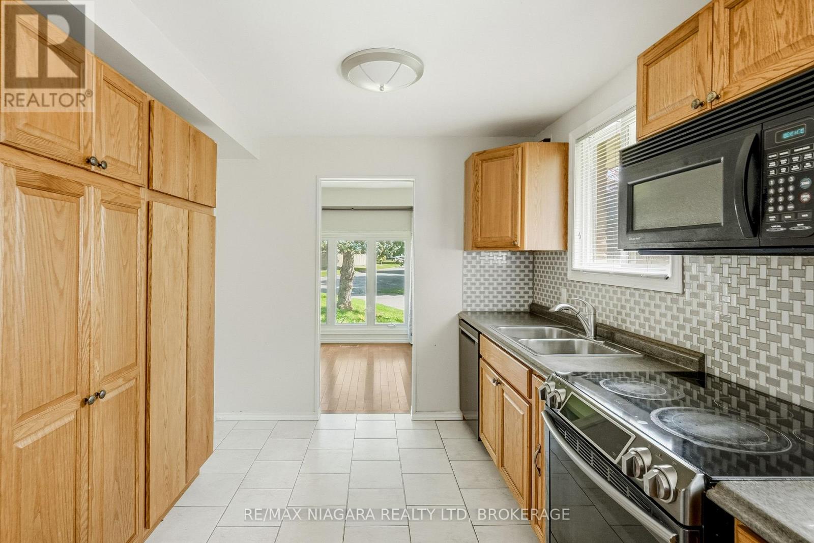 71 Glenayr Place, Welland, Ontario  L3C 3M6 - Photo 13 - X13793618