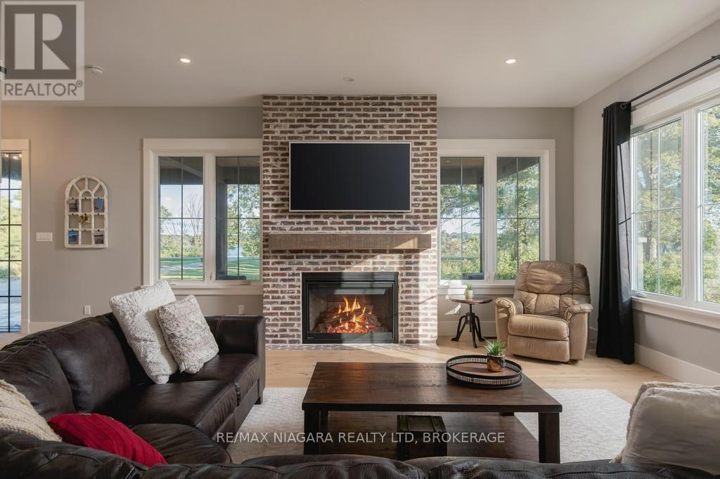 10185 Niagara Parkway, Niagara Falls, Ontario  L2E 6S6 - Photo 15 - X13793752