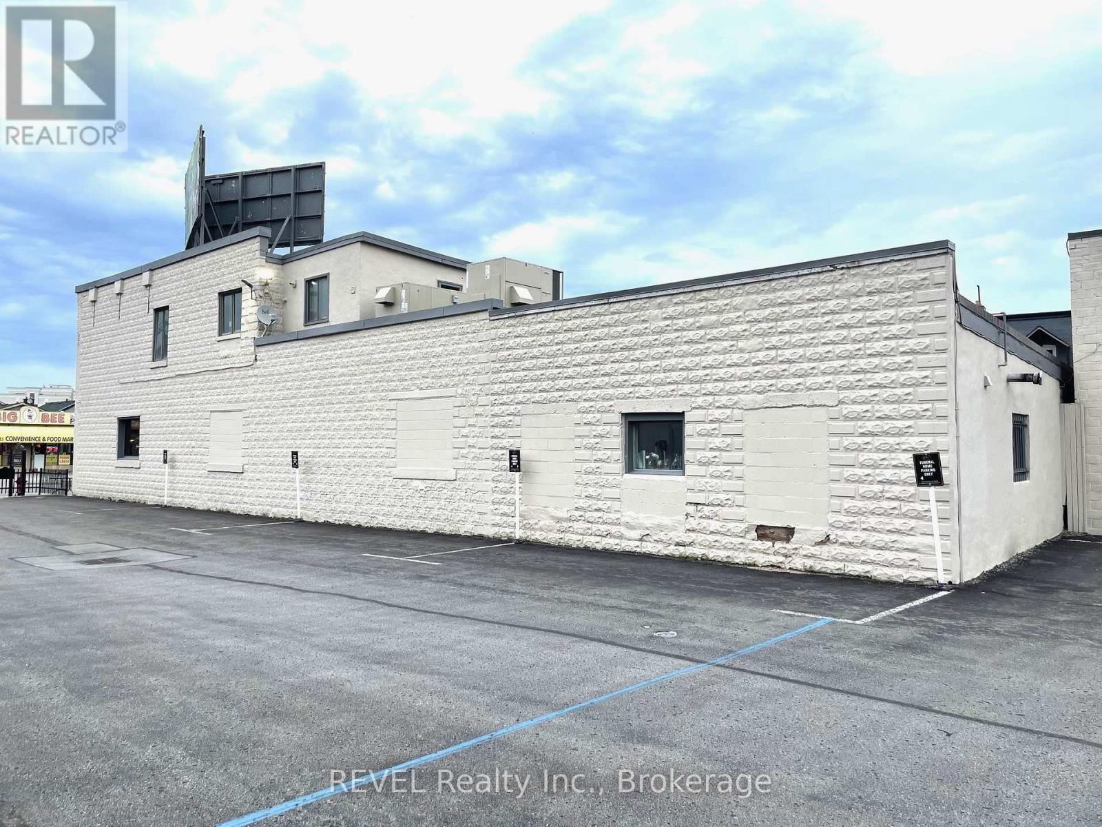 5970 Lundys Lane, Niagara Falls, Ontario  L2G 5Z7 - Photo 6 - X13793910