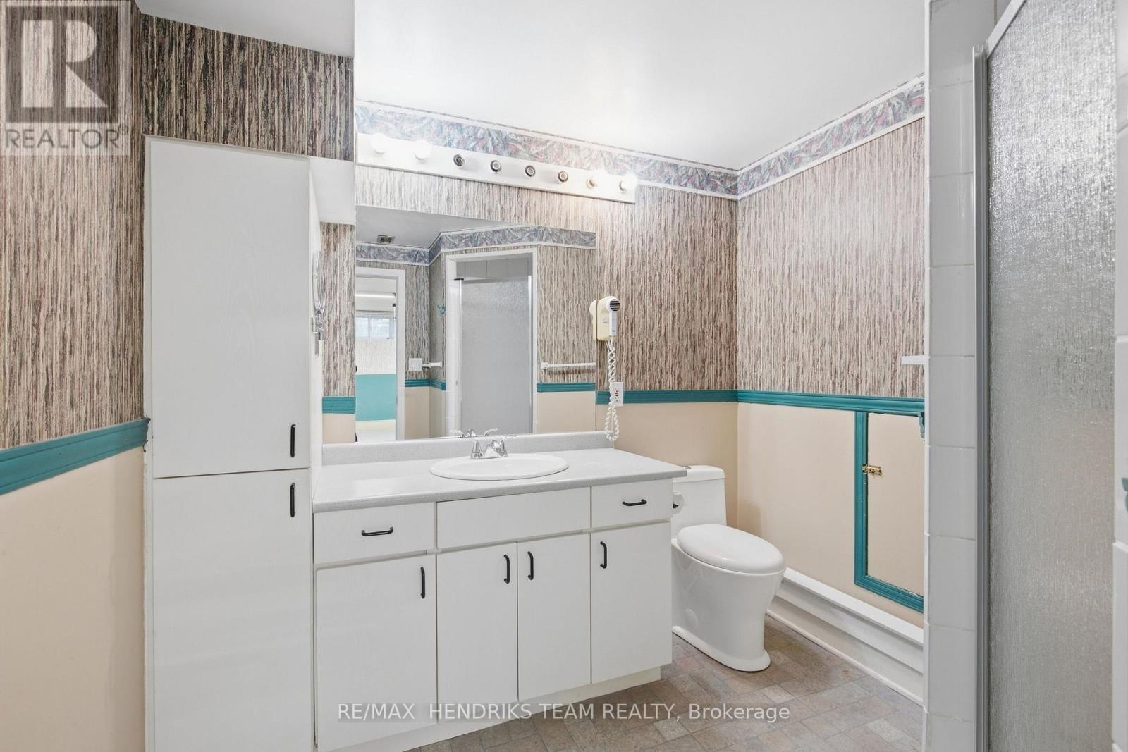 6 Glengrove Circle, St. Catharines, Ontario  L2T 2Y9 - Photo 40 - X13794210