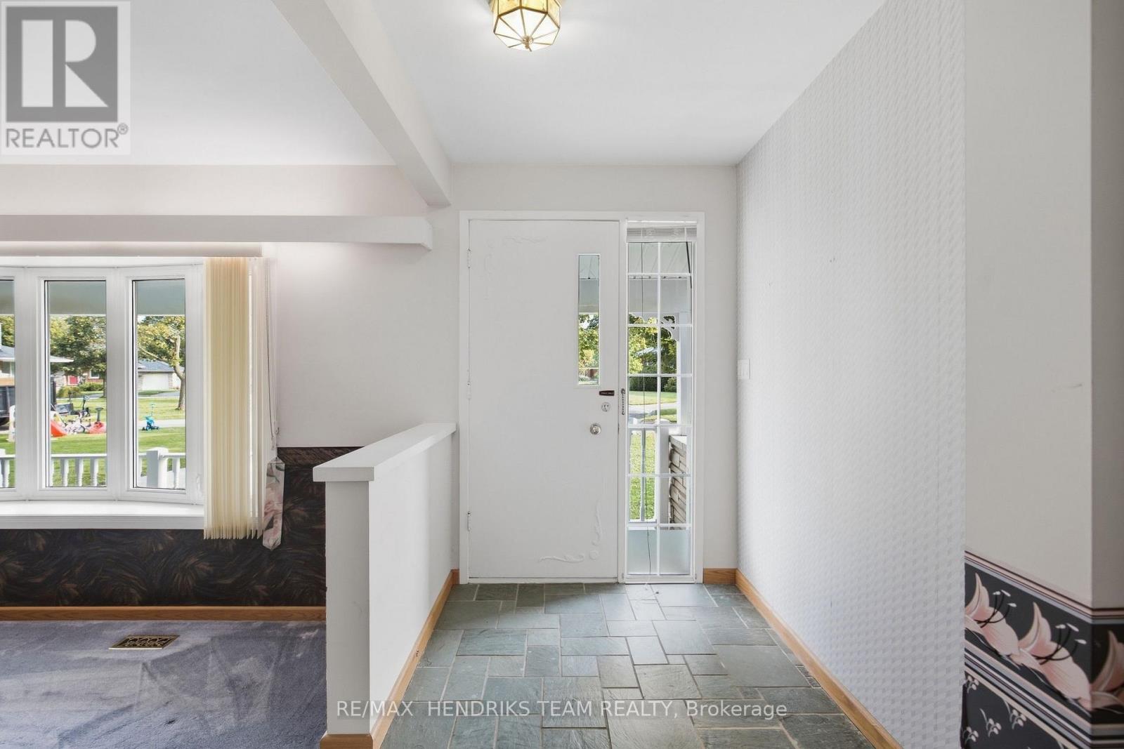 6 Glengrove Circle, St. Catharines, Ontario  L2T 2Y9 - Photo 6 - X13794210