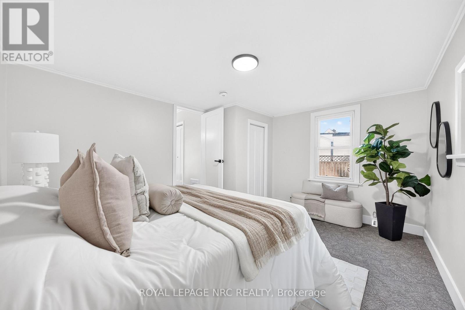 12 Admiral Road, St. Catharines, Ontario  L2P 1G5 - Photo 24 - X13794458