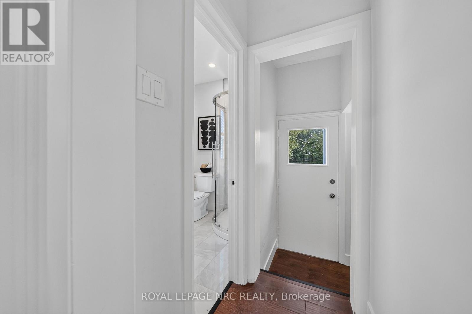 12 Admiral Road, St. Catharines, Ontario  L2P 1G5 - Photo 26 - X13794458