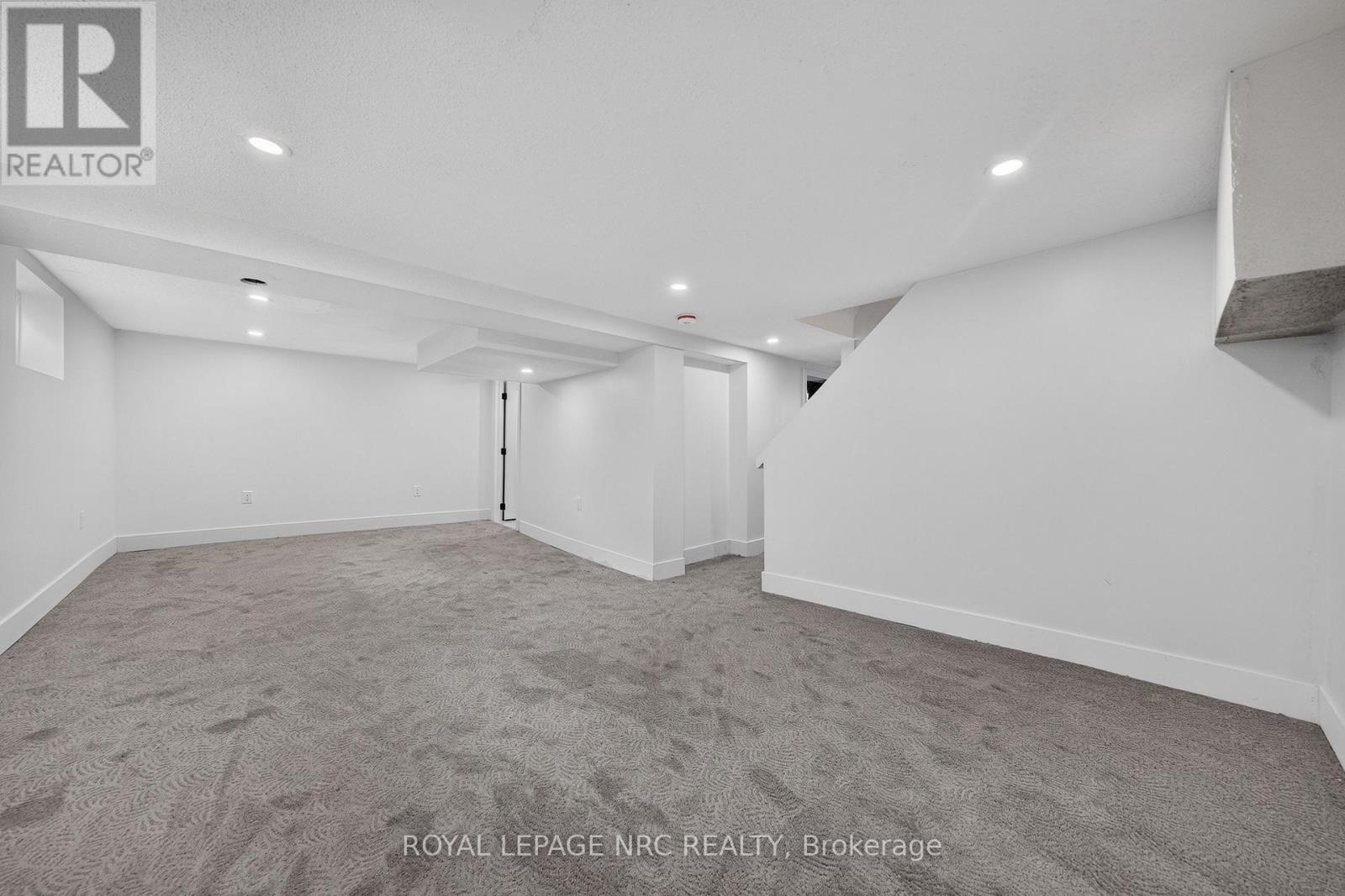 12 Admiral Road, St. Catharines, Ontario  L2P 1G5 - Photo 33 - X13794458