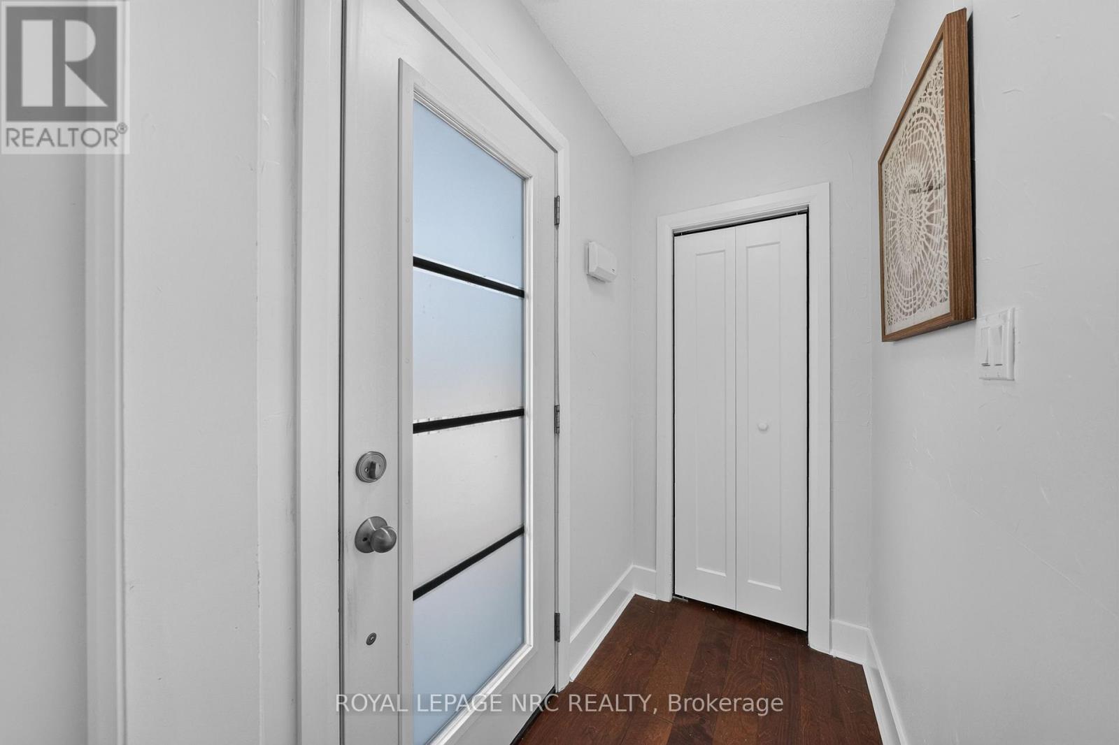 12 Admiral Road, St. Catharines, Ontario  L2P 1G5 - Photo 7 - X13794458