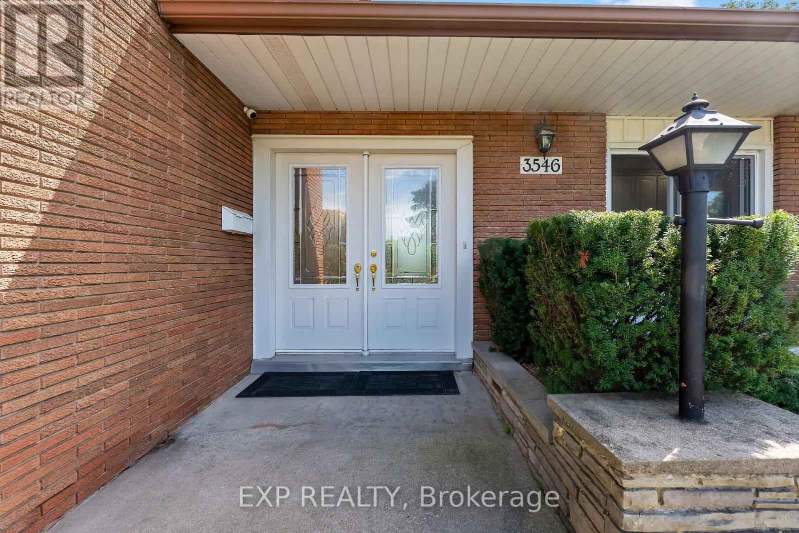 3546 Eton Crescent, Niagara Falls, Ontario  L2J 3B5 - Photo 5 - X13794956