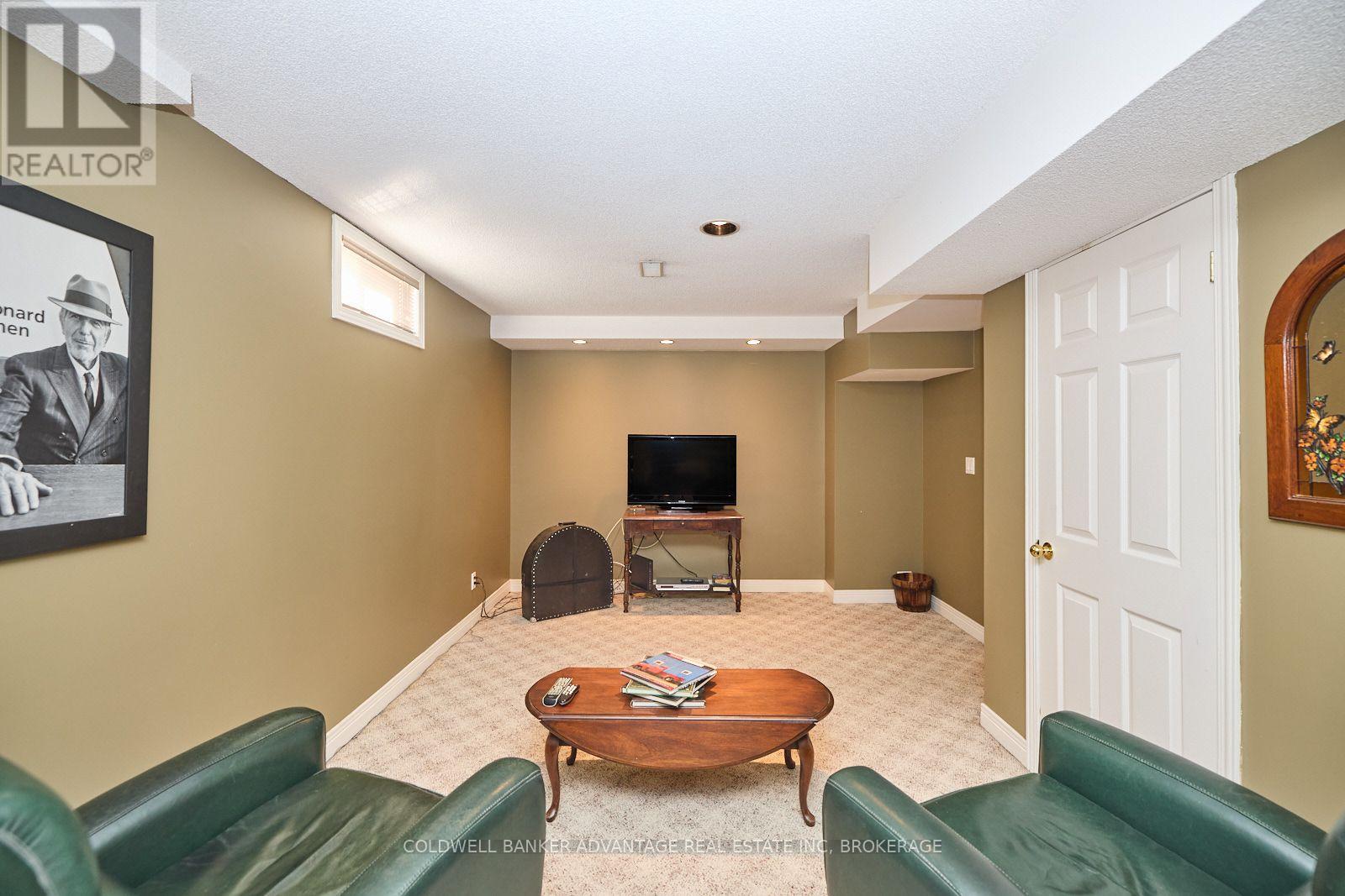 28 Dixon Crescent, Welland, Ontario  L3C 6P4 - Photo 21 - X13795238