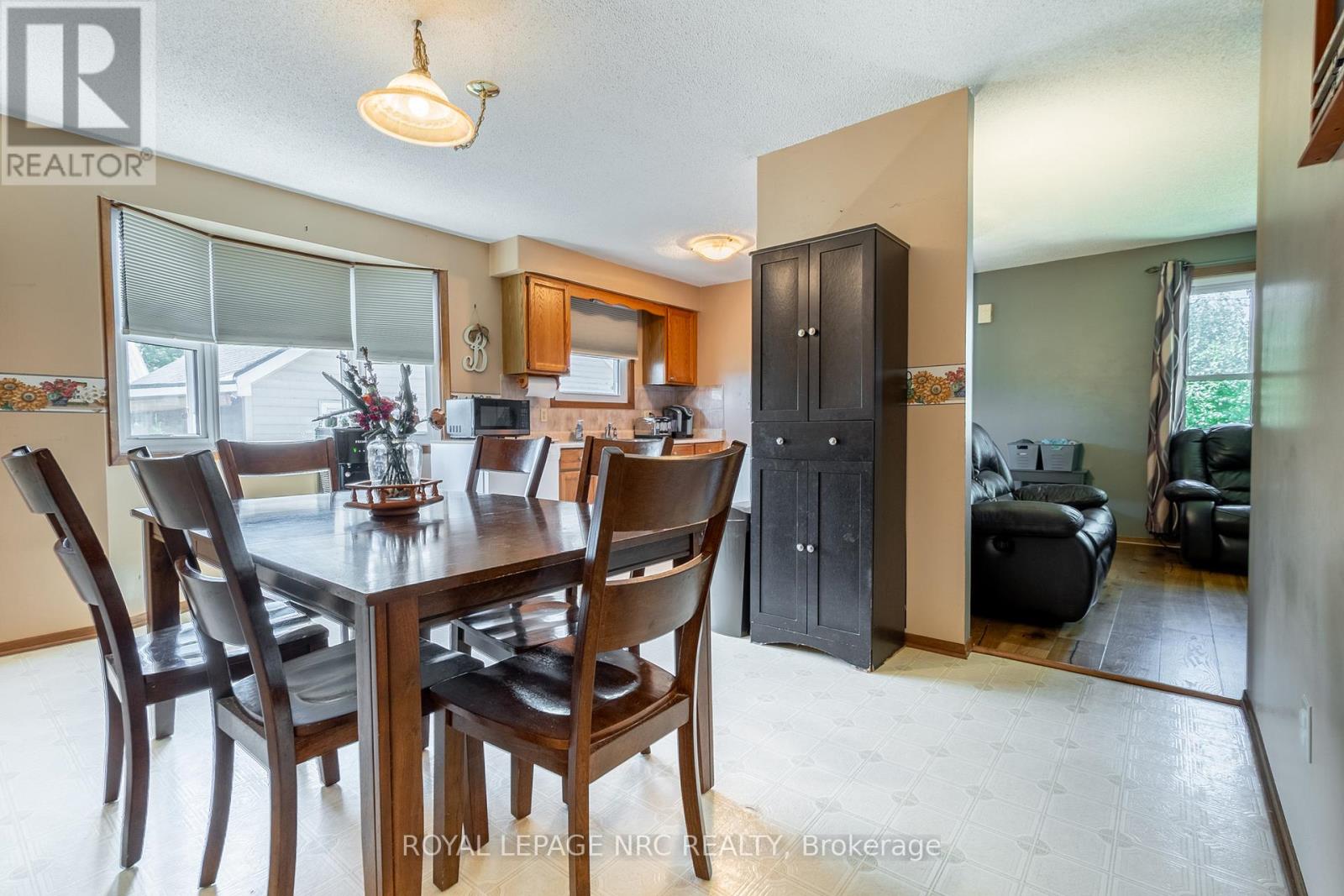 62 Lillian Place, Fort Erie, Ontario  L2A 5M2 - Photo 12 - X13795864