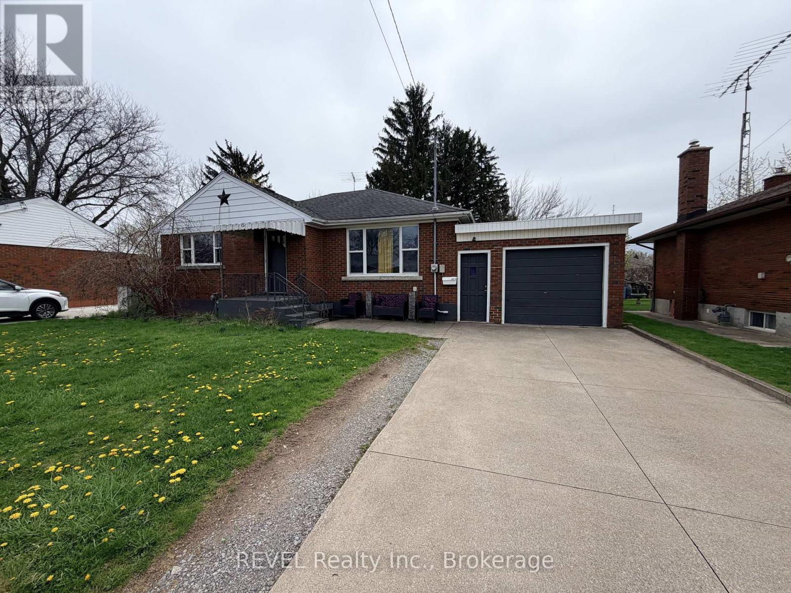 5974 Scott Street E, Niagara Falls, Ontario  L2E 3B4 - Photo 2 - X13797030