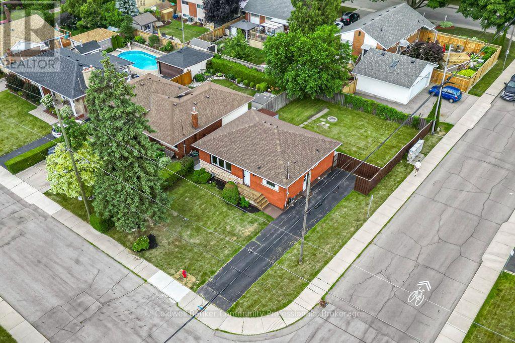 173 West 32nd Street, Hamilton, Ontario  L9C 5H1 - Photo 3 - X13797712