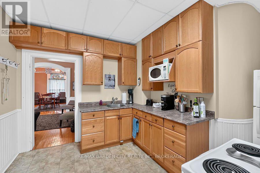 91 Main Street E, Grimsby, Ontario  L3M 1N6 - Photo 11 - X13799484