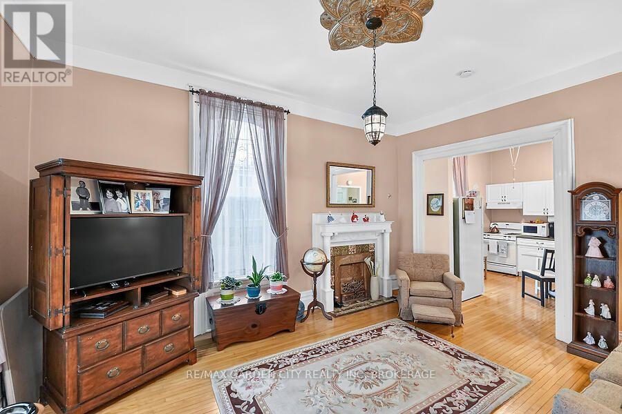 91 Main Street E, Grimsby, Ontario  L3M 1N6 - Photo 16 - X13799484