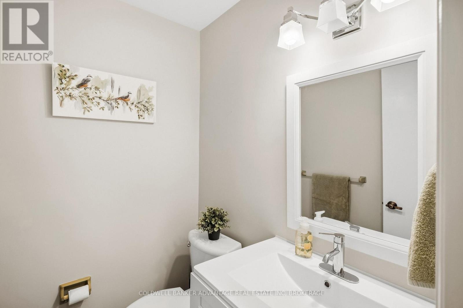 7 Lee Crescent, Thorold, Ontario  L2V 4G9 - Photo 15 - X13799736