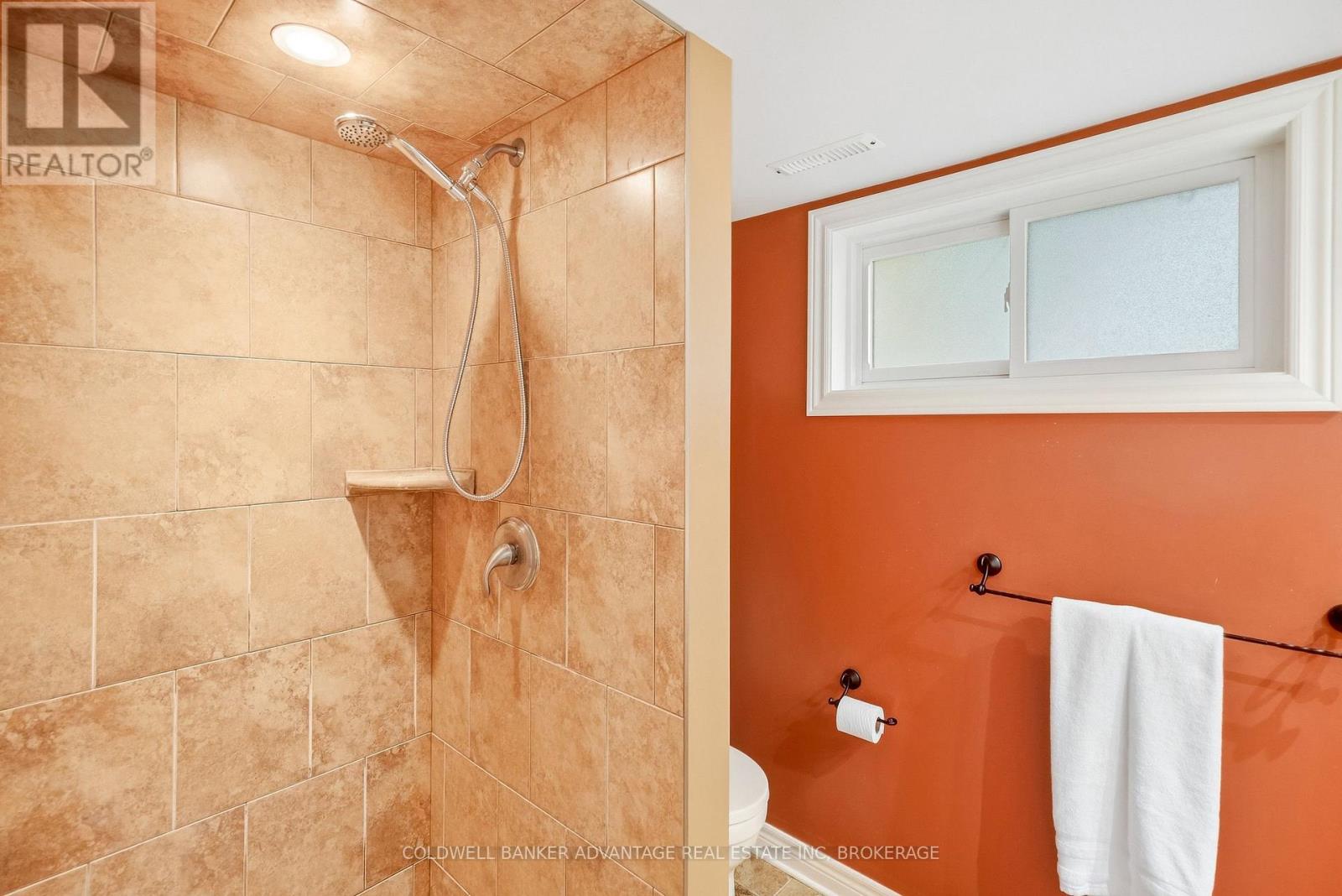 7 Lee Crescent, Thorold, Ontario  L2V 4G9 - Photo 26 - X13799736